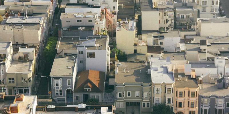 ISTUI框架SSR优化实战：如何让红色主题仪表盘兼顾极致UX与SEO排名