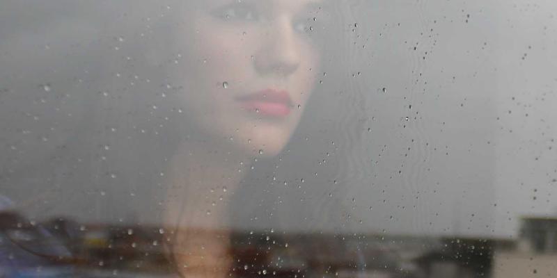 ISTUI框架Tree-Shaking优化实战：如何通过打包体积控制提升用户体验与红色主题UI性能