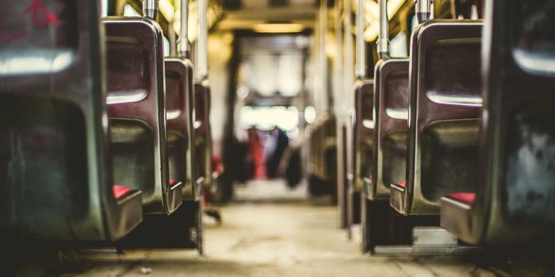 ISTUI框架服务端渲染(SSR)深度解析：如何为卡片式UI设计实现极致SEO优化