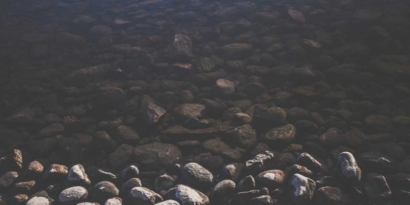 红色主题企业级应用如何稳定运行？ISTUI框架性能监控与异常上报全解析